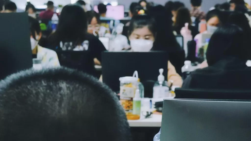 Identidade visual multicultural: como adaptar sua marca a diferentes públicos