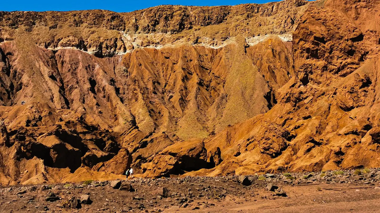 como as cores afetam os sentimentos e as ações no design gráfico