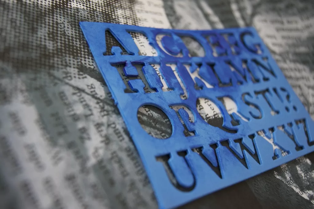 criação de logo: usando tipografia moderna