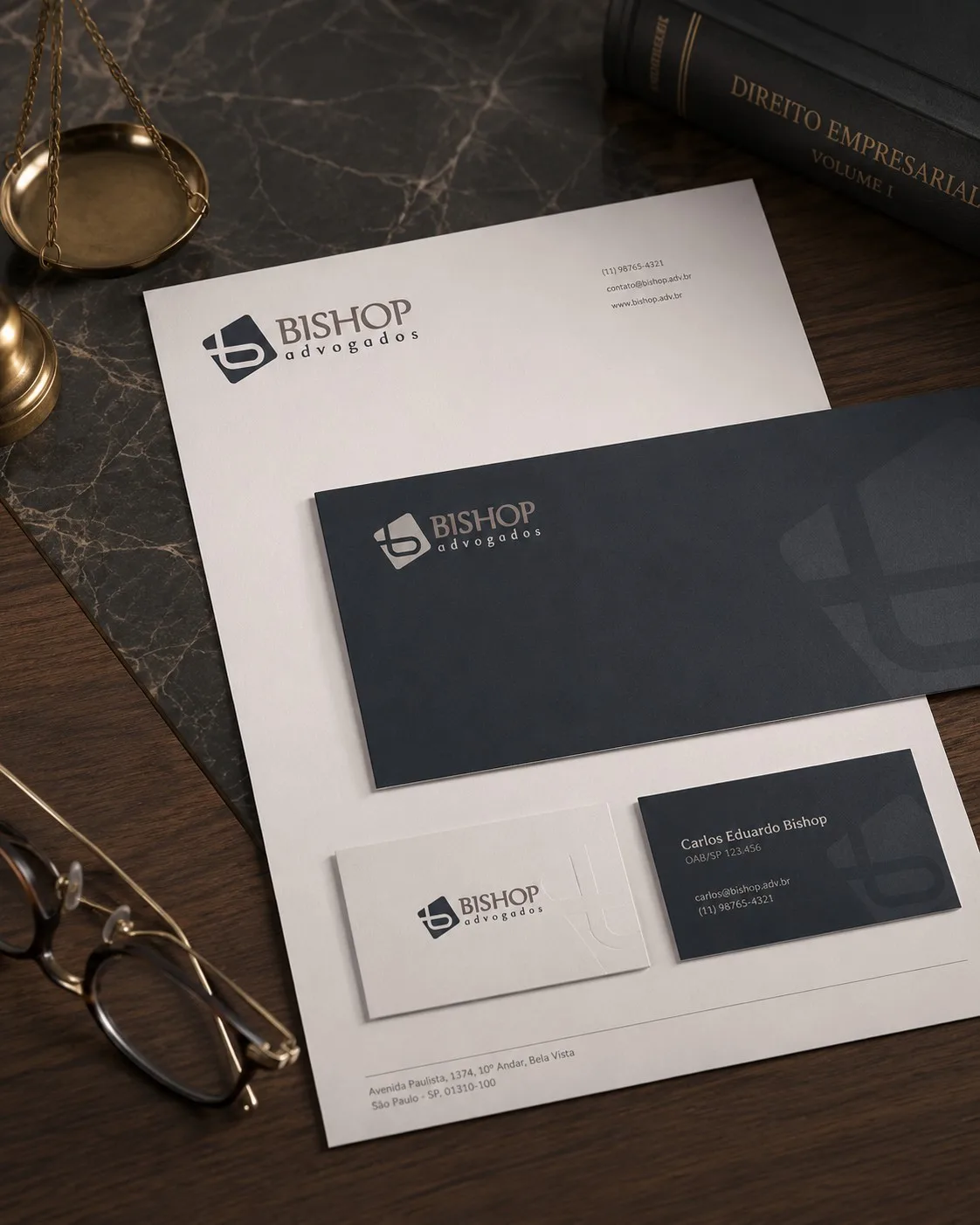 Papel timbrado, envelope e cartões da identidade visual Bishop Advogados